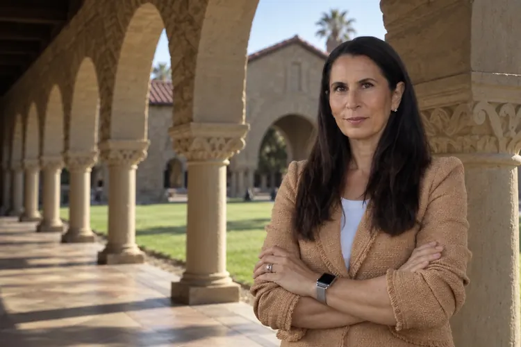 Dr. Samia McCully, ND in an open-air courtyard